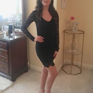 Forever 21 long sleeve black lace dress